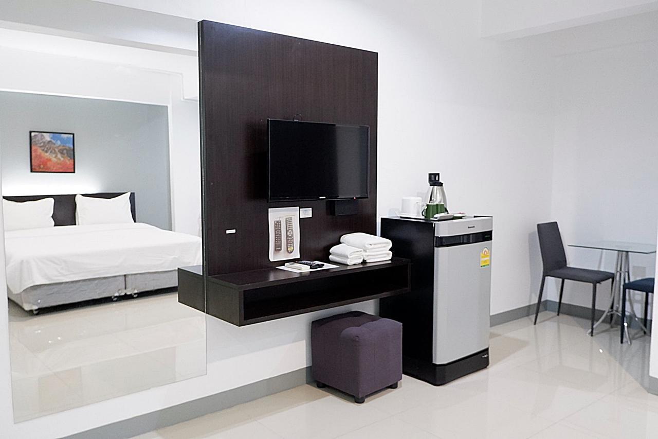 Izen Budget Hotel & Residence Rayong Zewnętrze zdjęcie