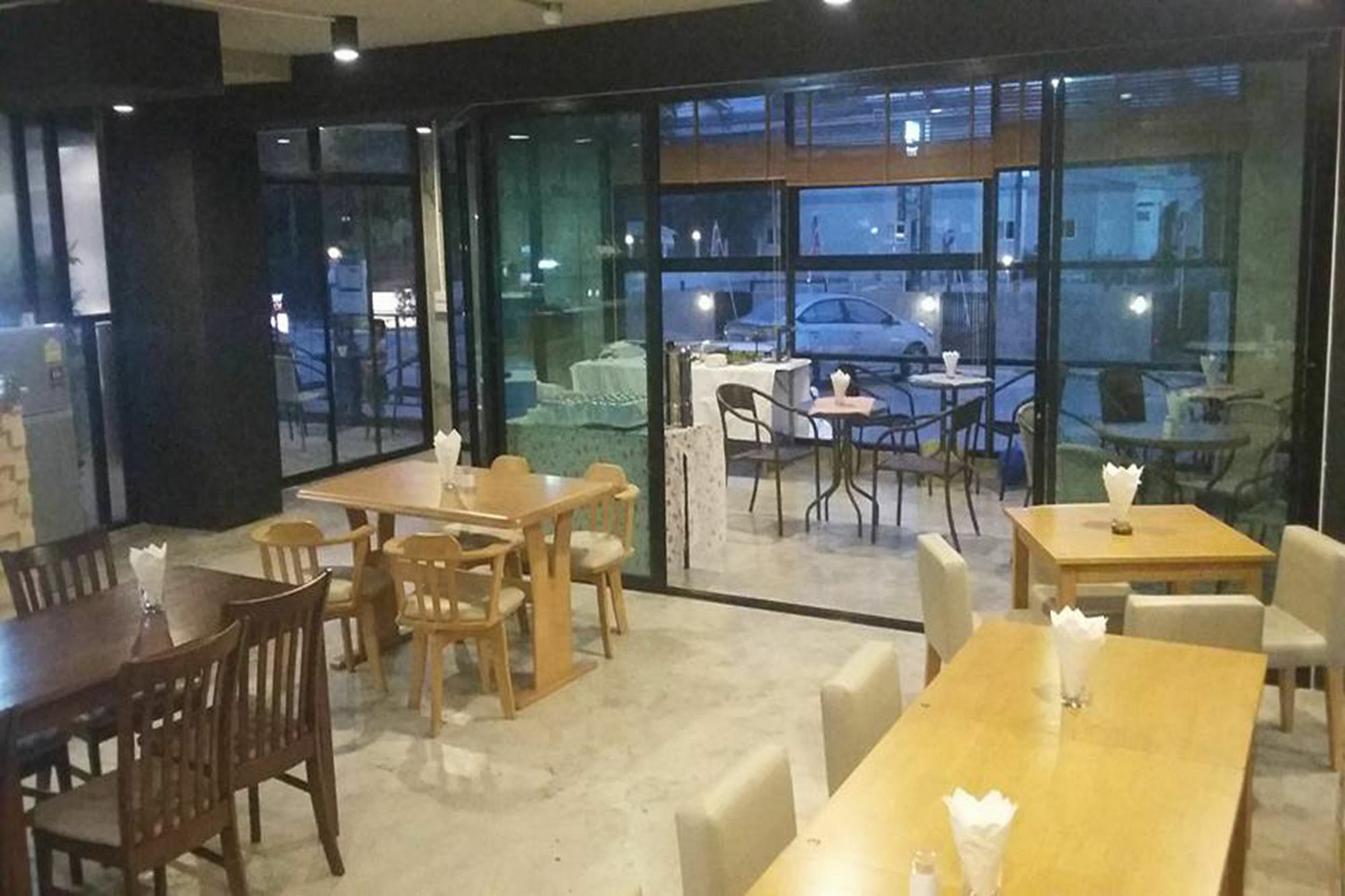 Izen Budget Hotel & Residence Rayong Zewnętrze zdjęcie
