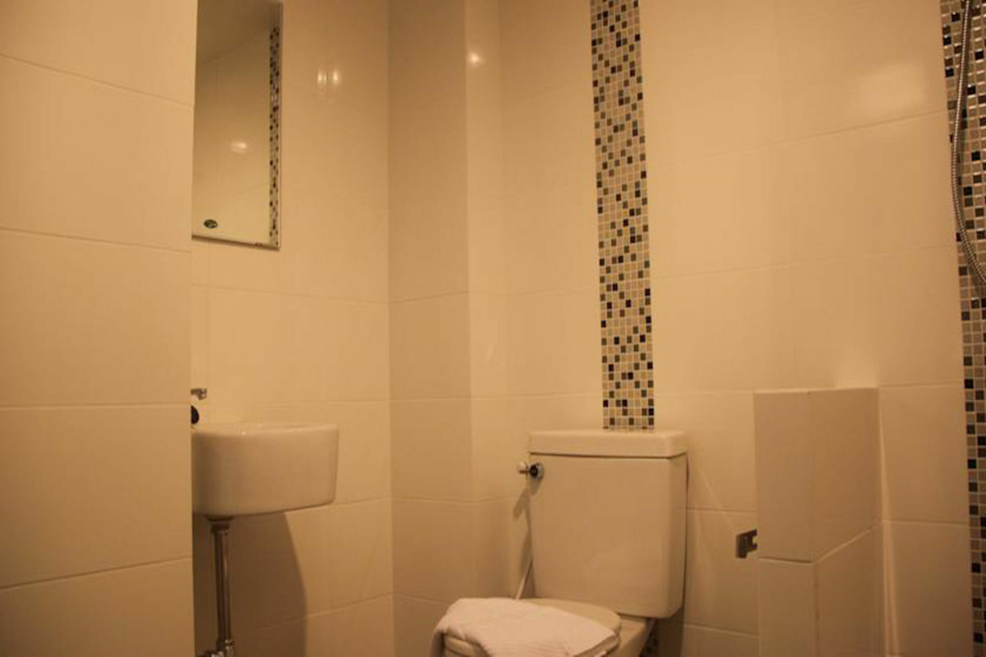 Izen Budget Hotel & Residence Rayong Zewnętrze zdjęcie