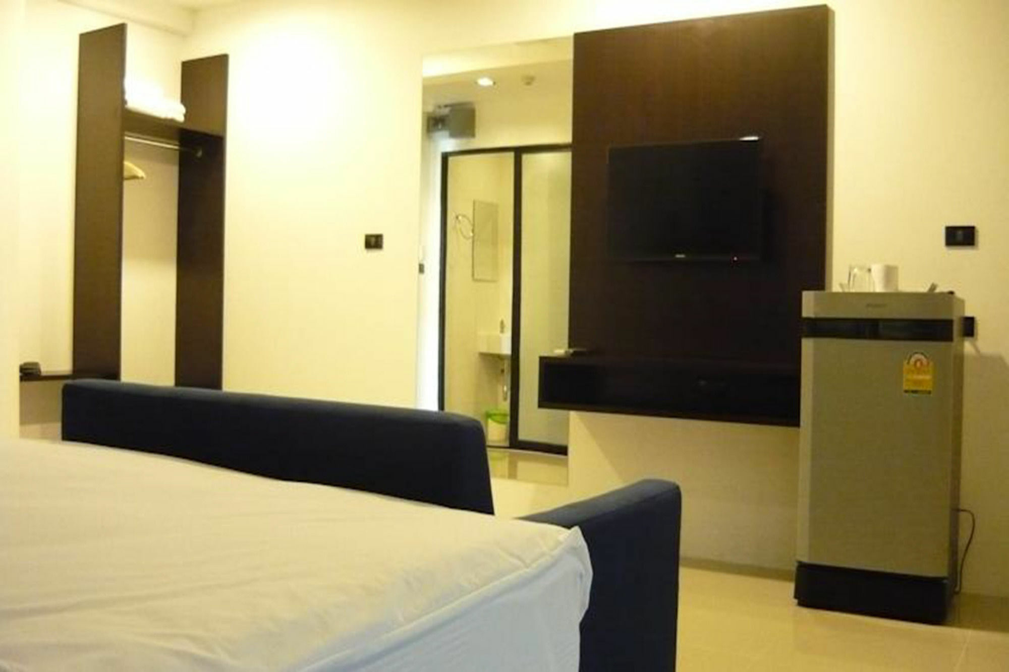 Izen Budget Hotel & Residence Rayong Zewnętrze zdjęcie